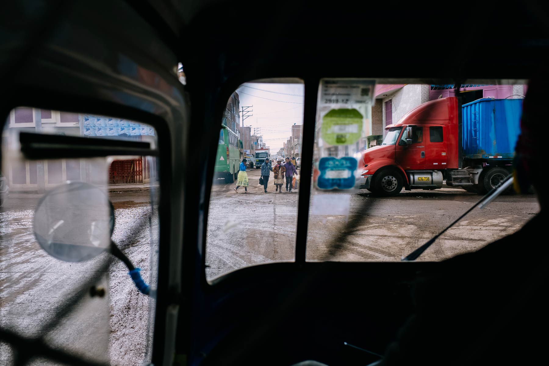  View from within a moto-taxi in Juliaca.